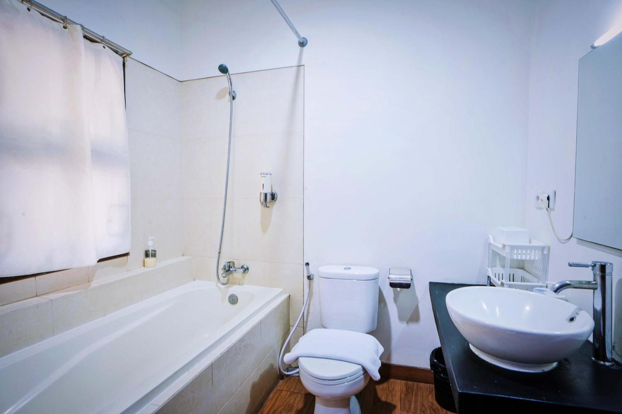 Jambuluwuk Residence Menteng Джакарта Экстерьер фото