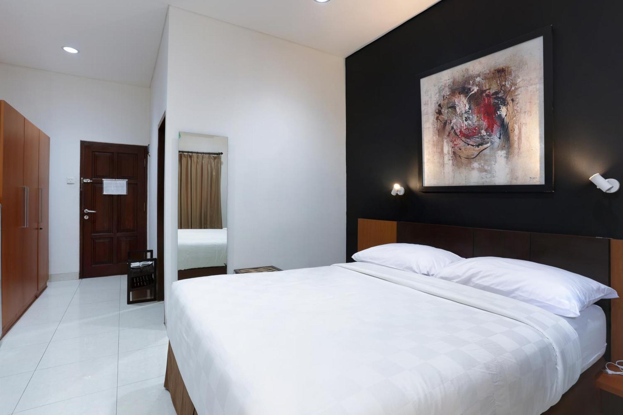 Jambuluwuk Residence Menteng Джакарта Экстерьер фото